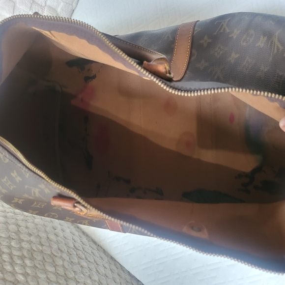 Louis Vuitton Keepall 50 100% Authentic Monogram Duffel Bag - Picture 7 of 9